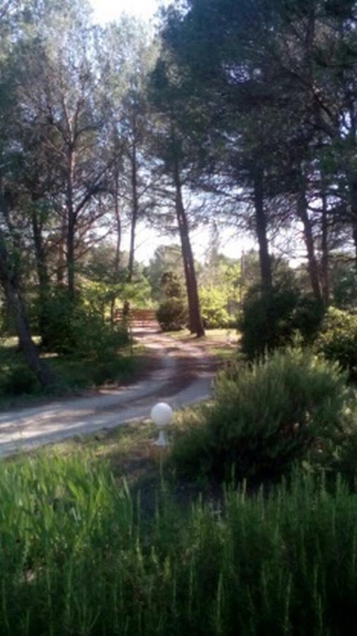 Le Clos Zinou لامبيسك المظهر الخارجي الصورة